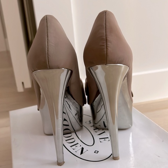 Steve Madden Moscow Blush Fabric Platform- Size 8 - Picture 4 of 4